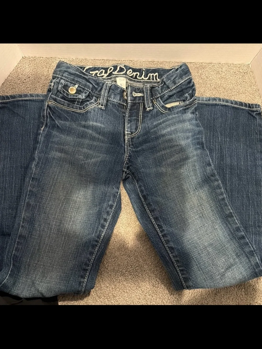 GAP Women's Boot Cut Jeans in Medium Blue Wash